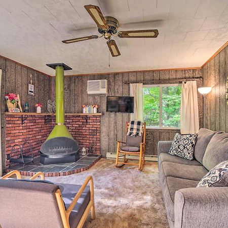 Cozy Adirondacks Cabin Walk To Lake Eaton! Jay Экстерьер фото